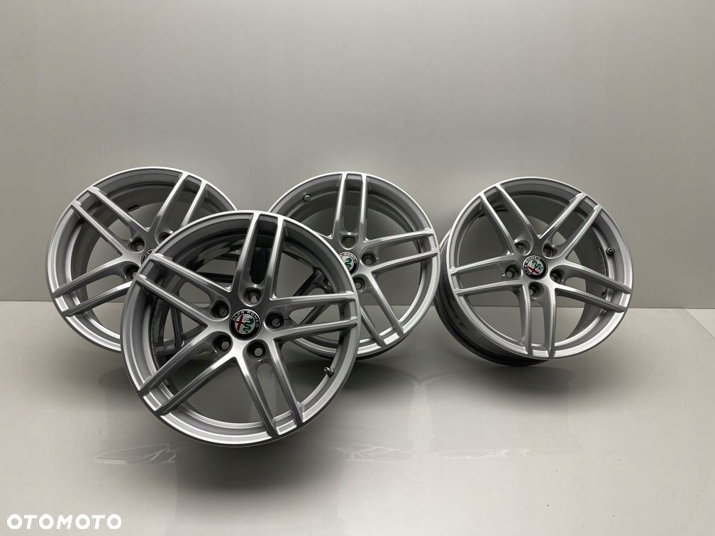 FELGI ALFA ROMEO GIULIA GIELIETTA SPIDER 7J 16 ET31 156107467 - 1
