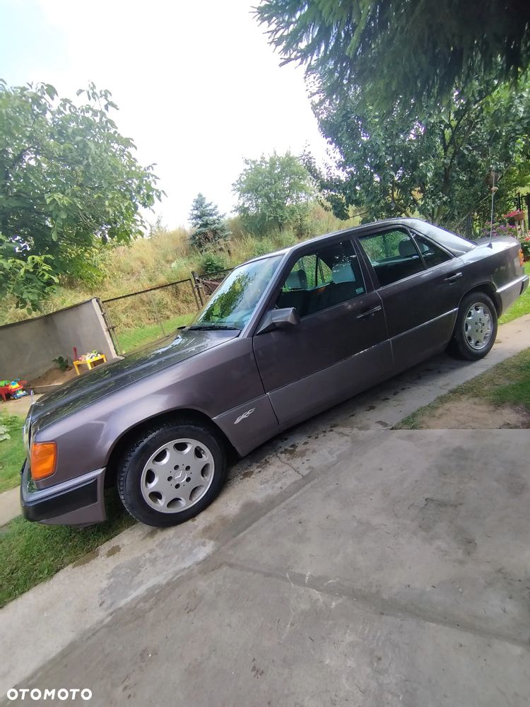 Mercedes-Benz W124 (1984-1993) - 9