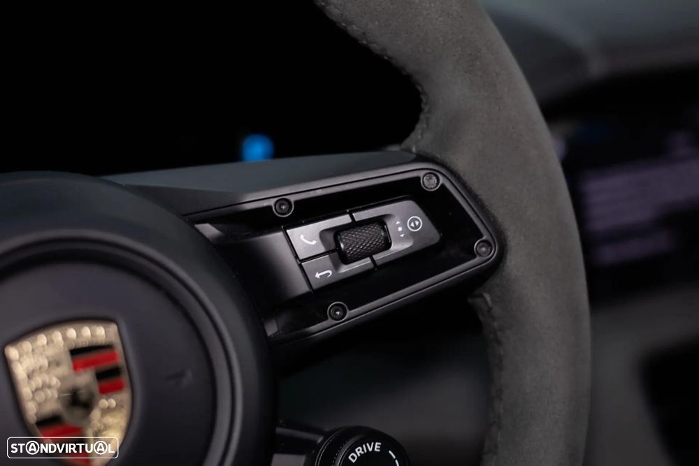 Porsche Taycan Sport Turismo GTS - 30