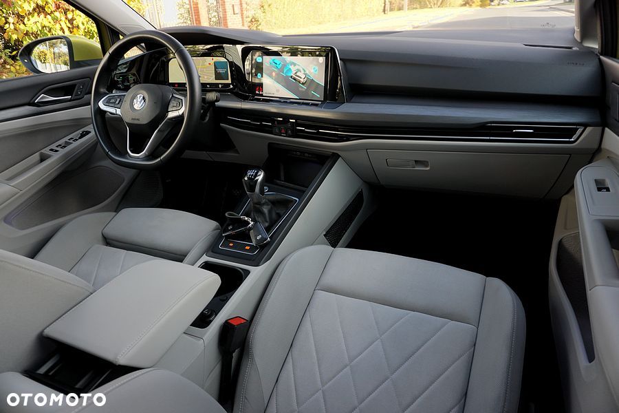 Volkswagen Golf - 27