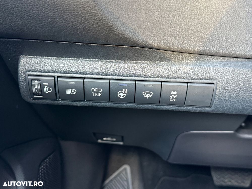 Toyota Corolla - 27