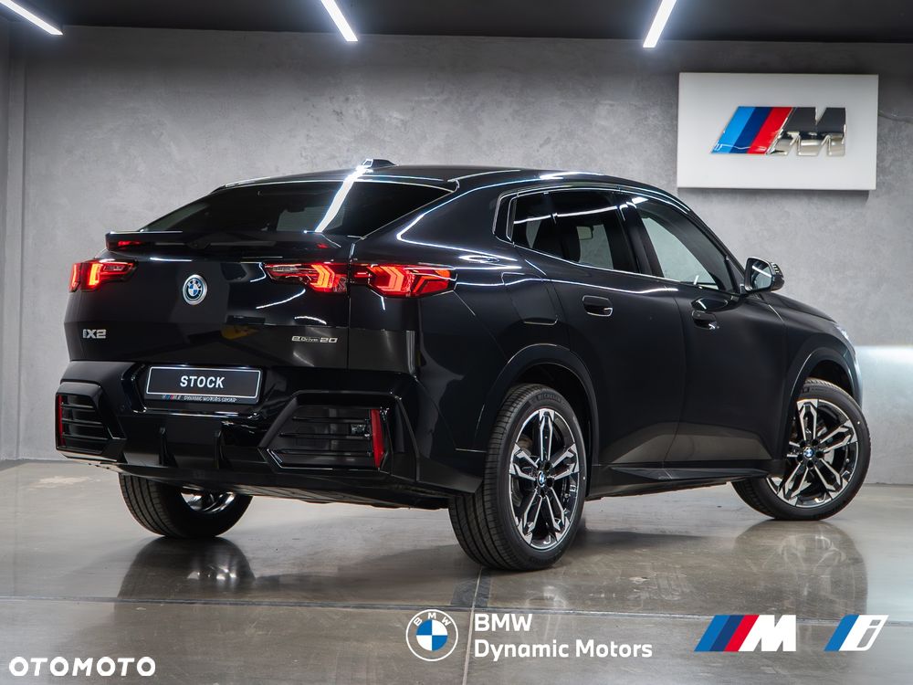 BMW iX2 eDrive20 - 4