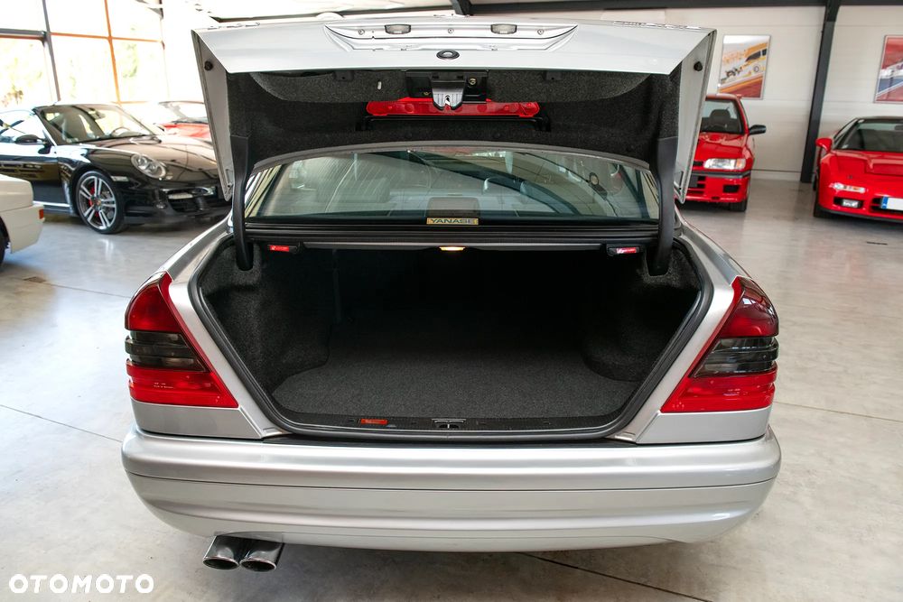 Mercedes-Benz Klasa C 43 AMG - 20