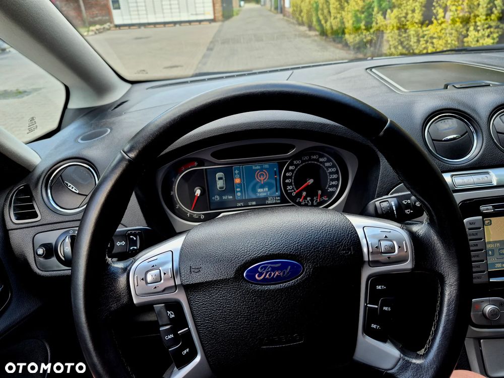 Ford S-Max 2.0 TDCi DPF Titanium - 16