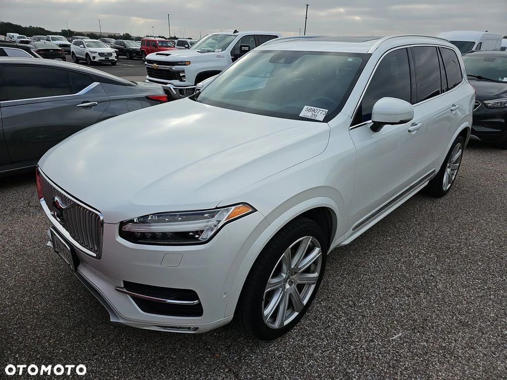 Volvo XC 90 - 2