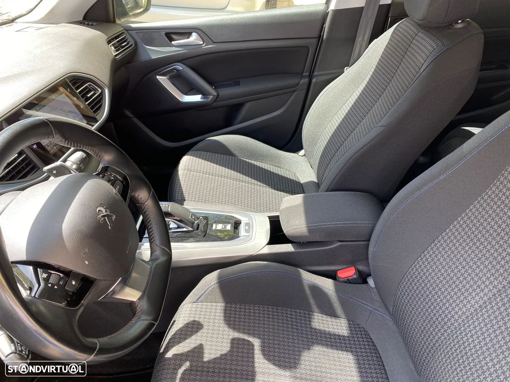 Peugeot 308 SW 1.5 BlueHDi Style EAT8 - 11