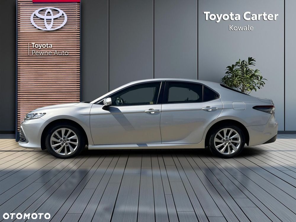 Toyota Camry 2.5 Hybrid Comfort CVT - 3