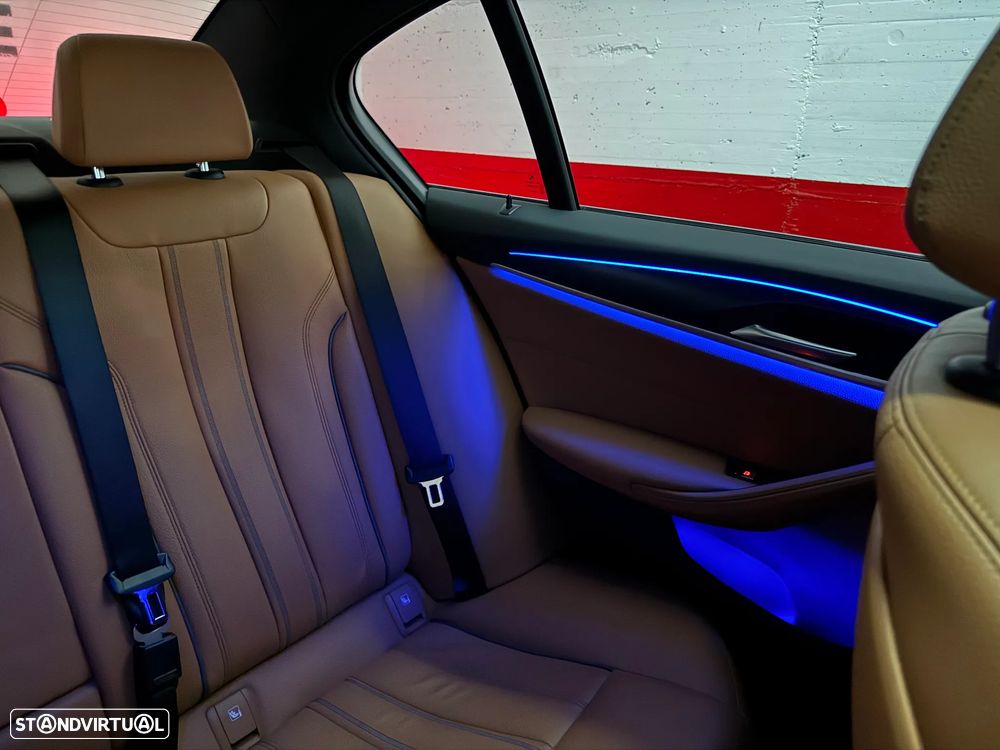 BMW 520 d Pack M Auto - 36