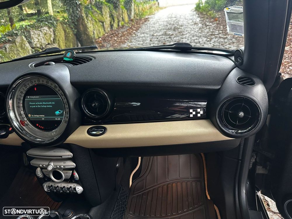 MINI Clubman John Cooper Works - 24