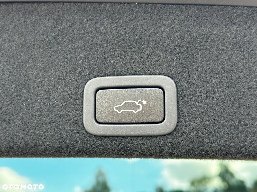 Volvo XC 60 D4 Momentum - 36