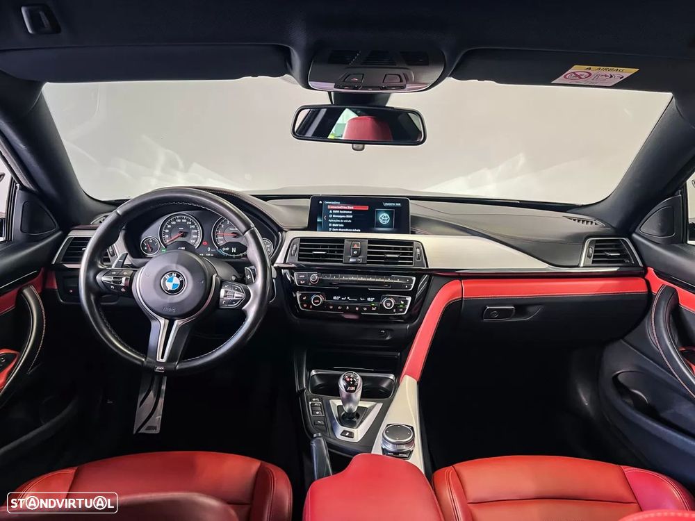BMW M4 Auto — fotografia 11