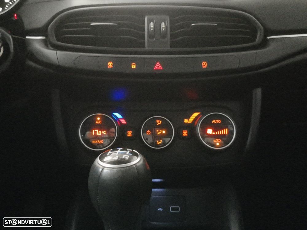 Fiat Tipo 1.3 M-Jet Lounge - 22