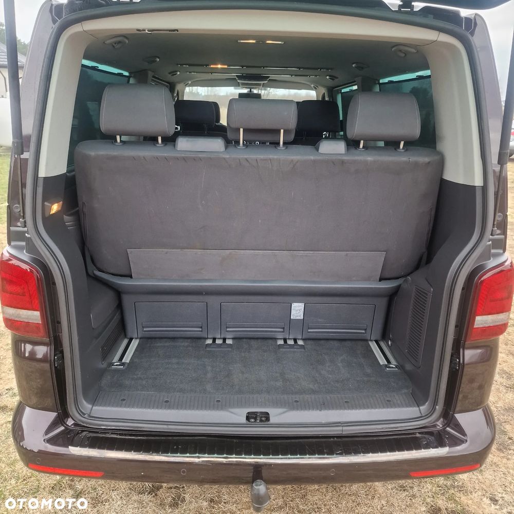 Volkswagen Multivan - 27