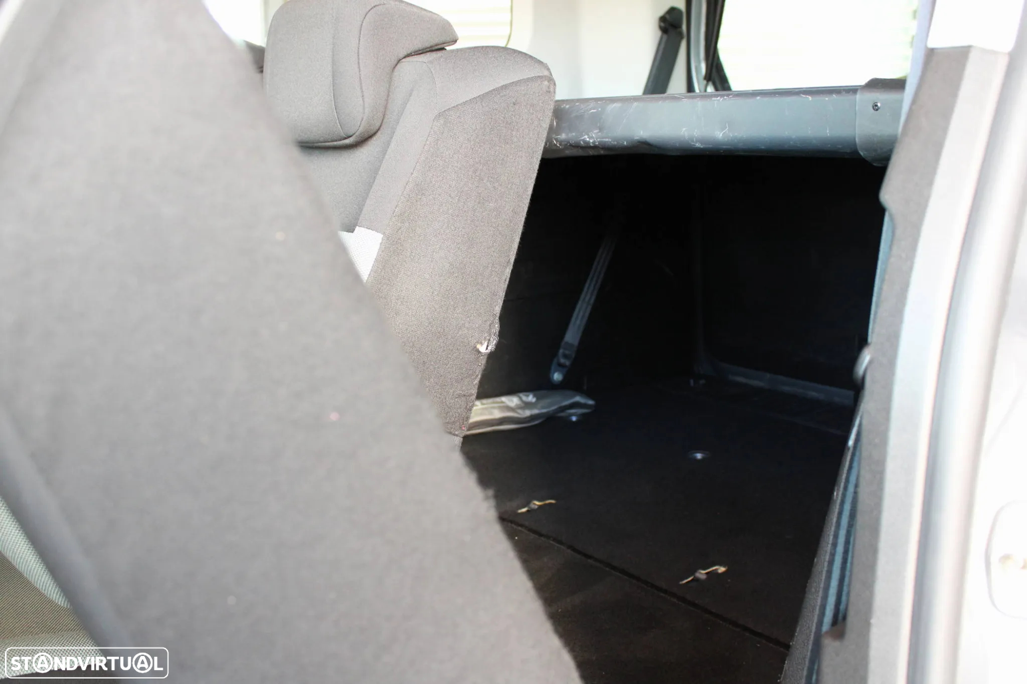 Citroën Berlingo 1.5 BlueHDi XL Shine 7L - 14