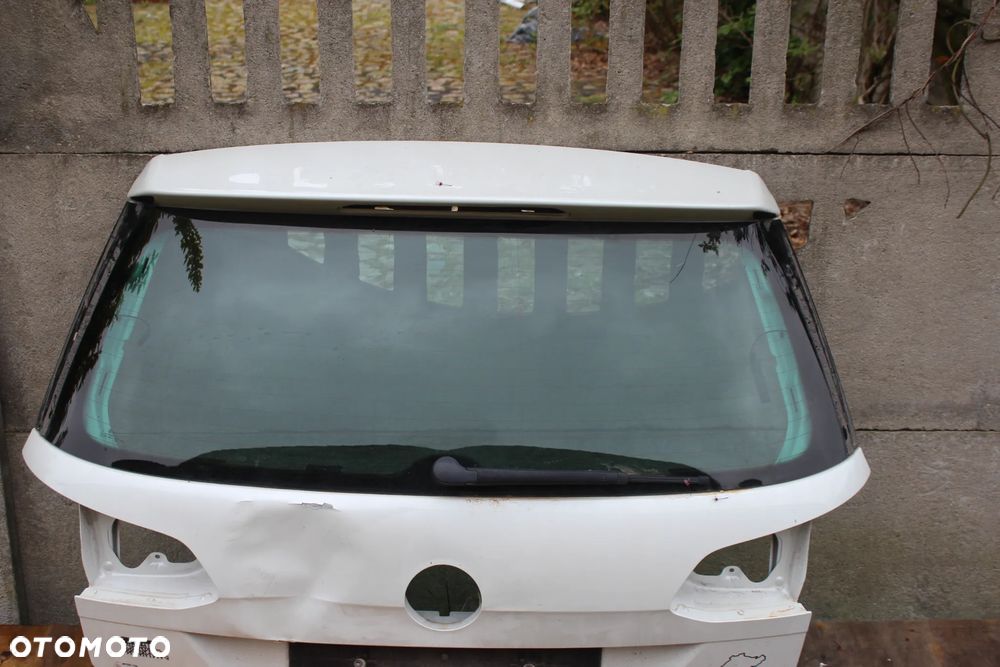 SZYBA TYLNEJ KLAPY VW GOLF VII KOMBI AS2 2015 - 2