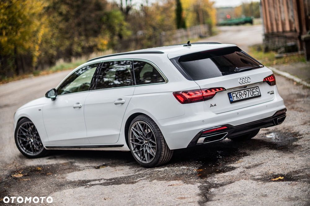 Audi A4 Avant 40 TDI Quattro Sport S tronic - 18