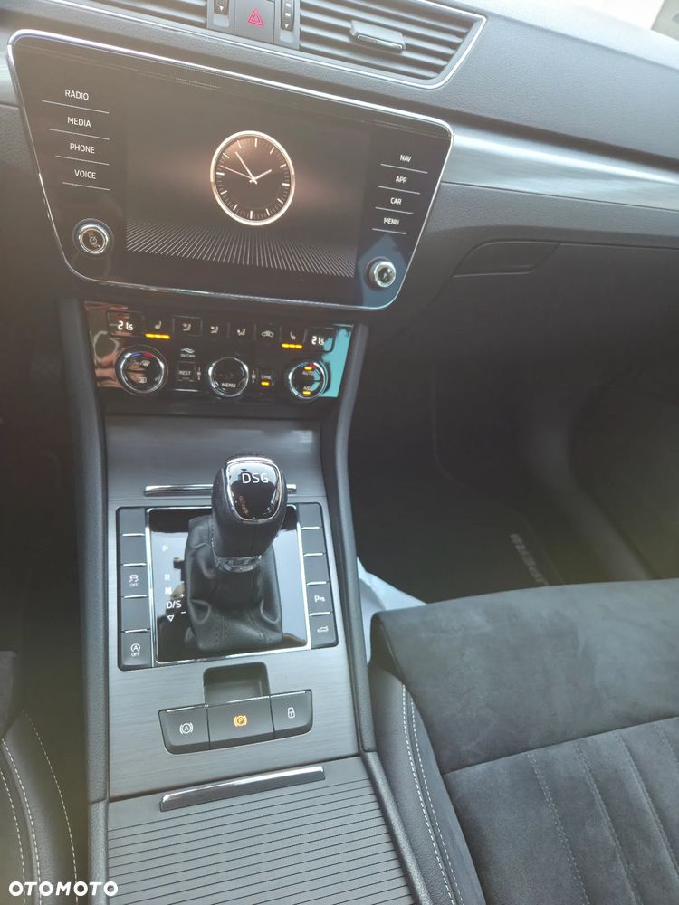 Skoda Superb 2.0 TSI Style DSG - 17