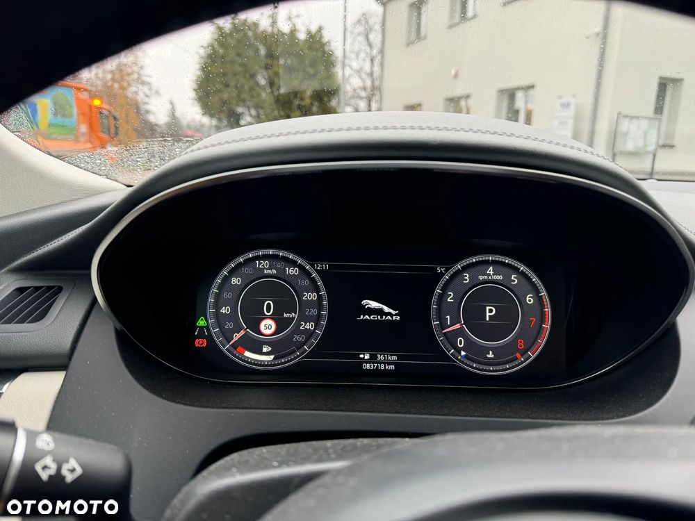 Jaguar E-Pace P250 AWD - 6