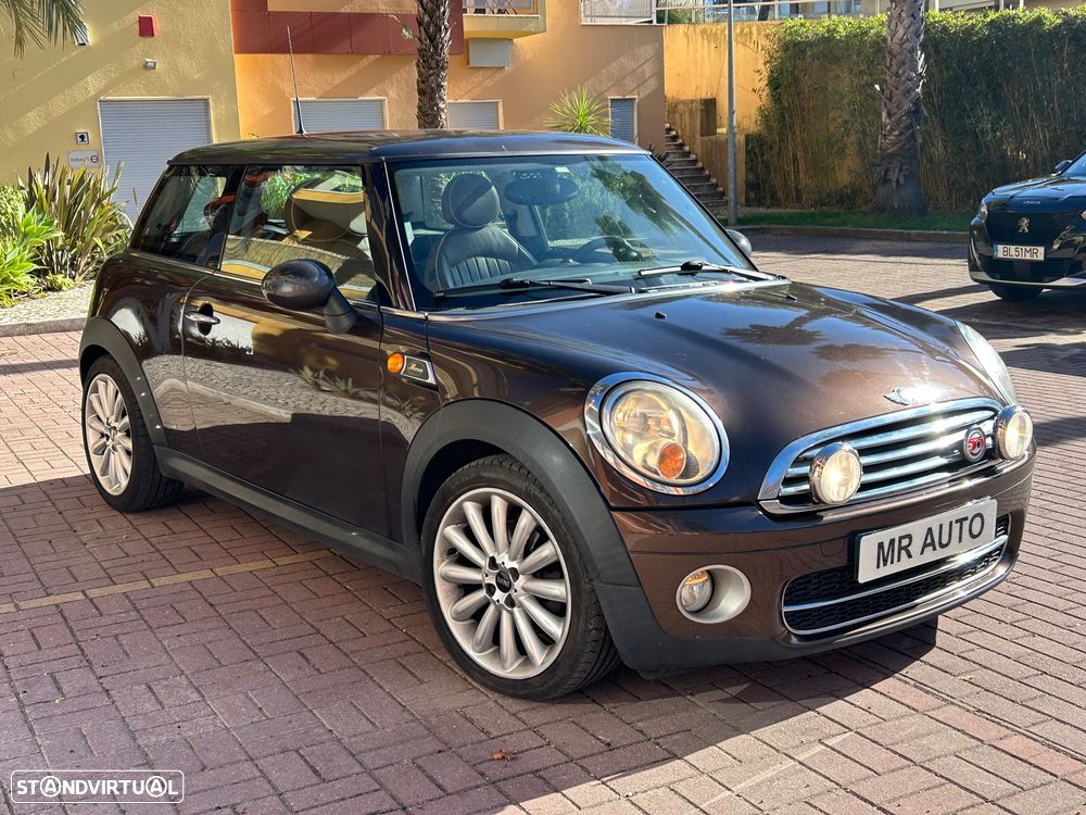 MINI 3 Portas Cooper D - 16