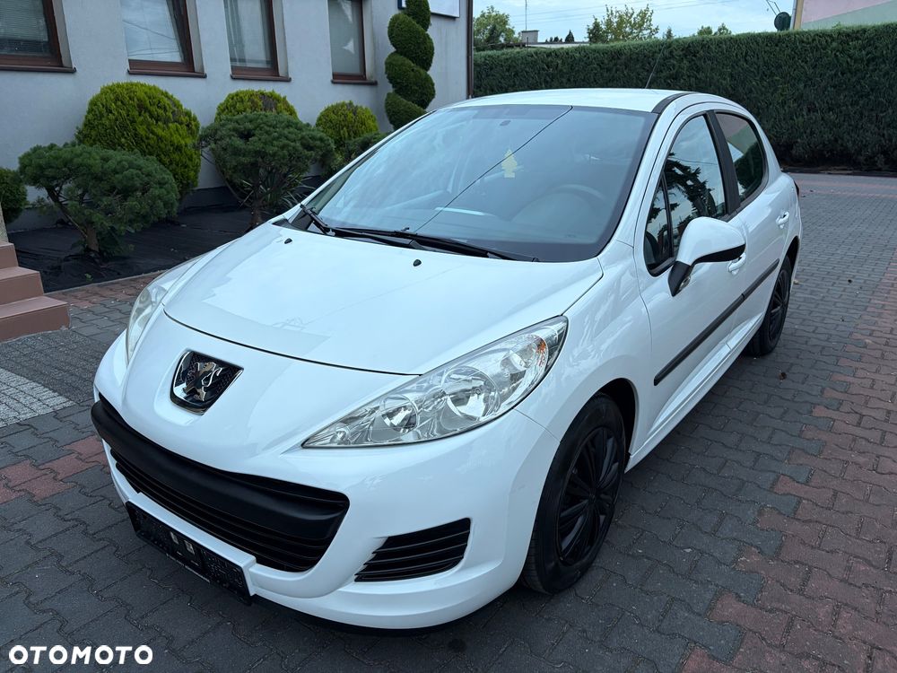 Peugeot 207 75 Millesim 200 - 1