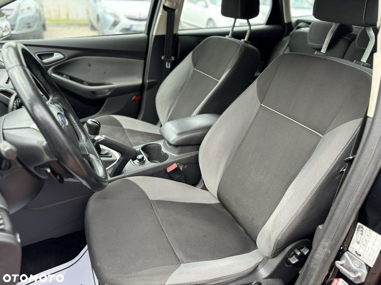 Ford Focus 1.6 Ambiente - 15