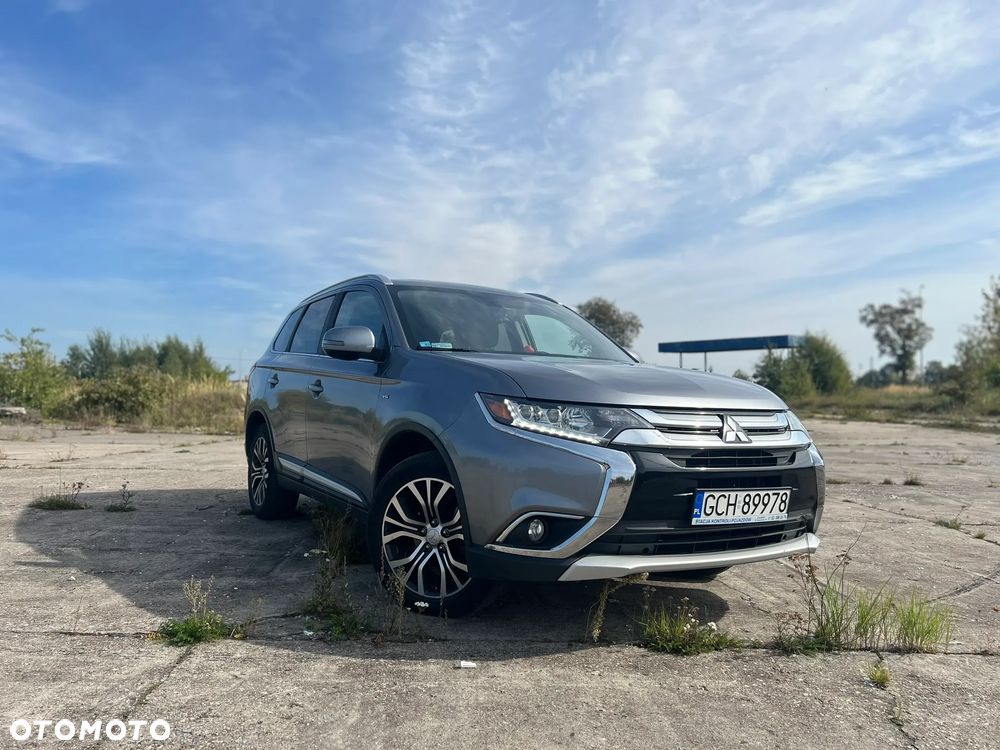 Mitsubishi Outlander - 3