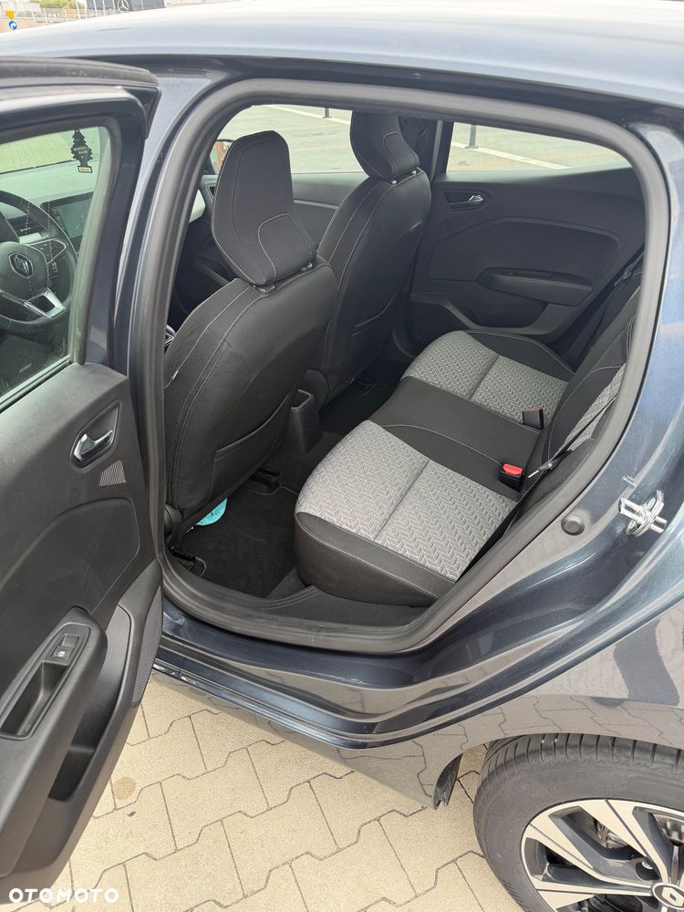 Renault Clio - 7