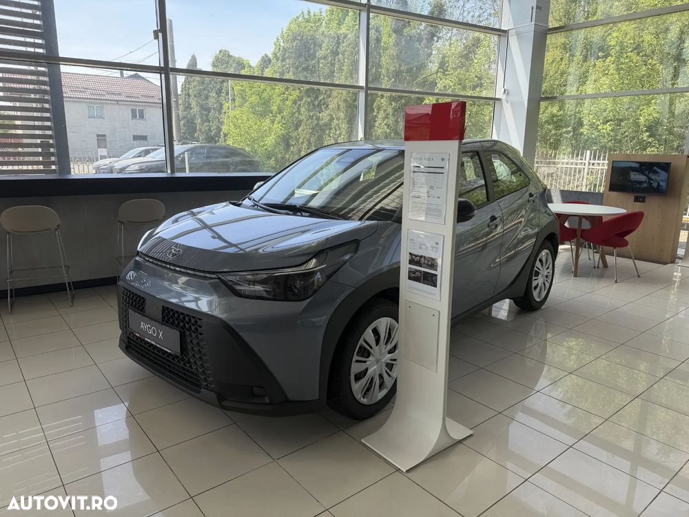 Toyota Aygo X 1.5l HEV 116CP Active - 1