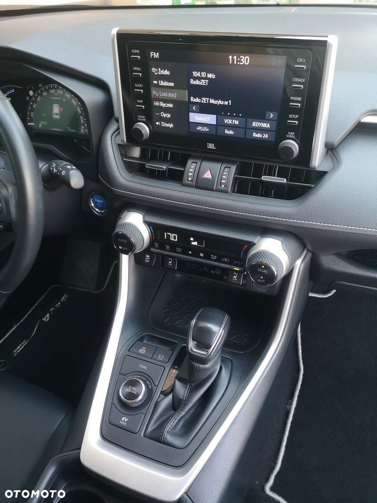 Toyota RAV4 - 22
