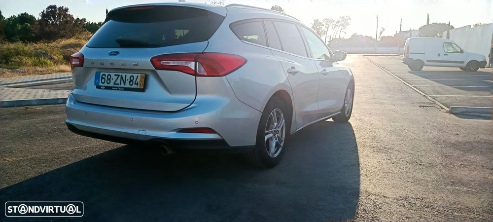 Ford Focus SW 1.5 TDCi EcoBlue Business - 2