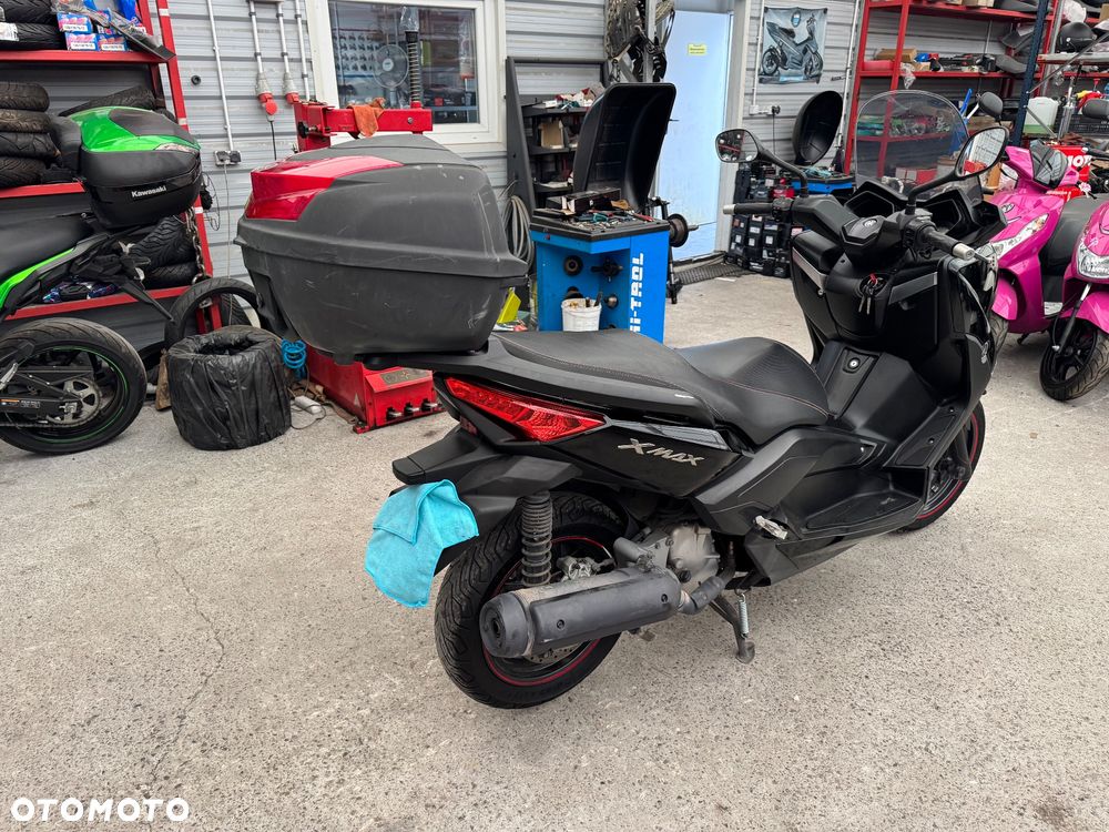 Yamaha X-max - 7
