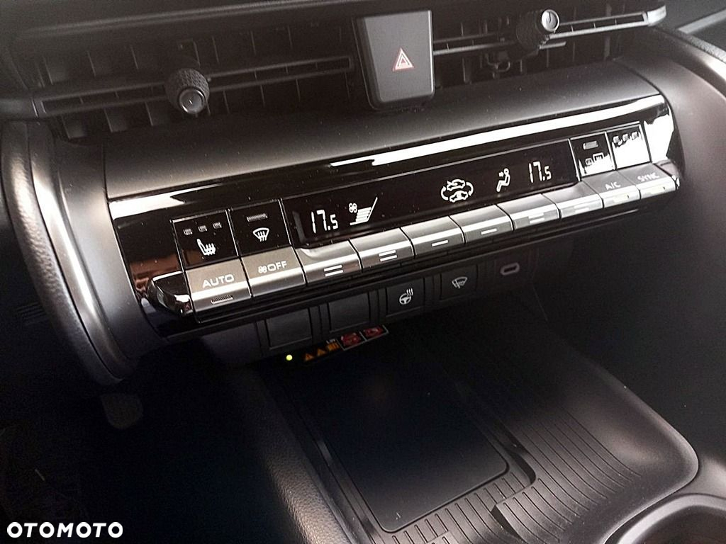 Toyota C-HR - 16