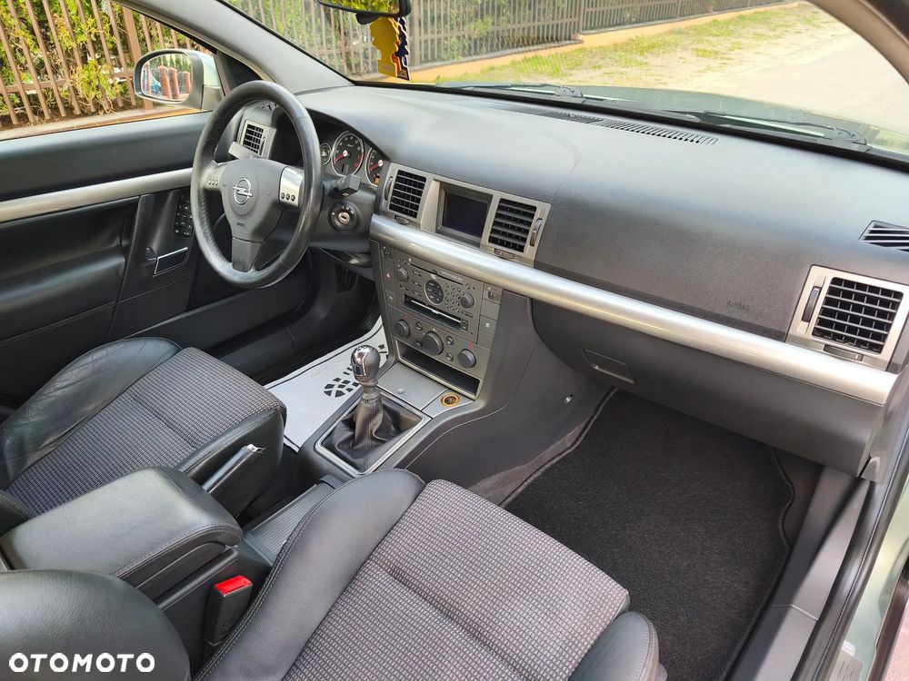 Opel Vectra 1.8 Sport/GTS - 30