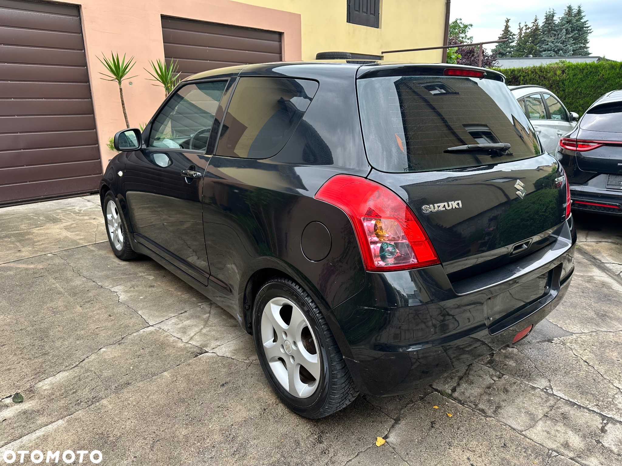 Suzuki Swift 1.3 Club - 4