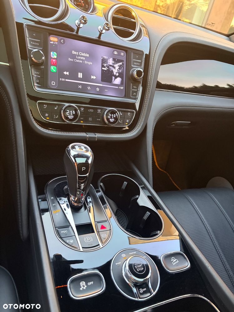 Bentley Bentayga W12 - 19