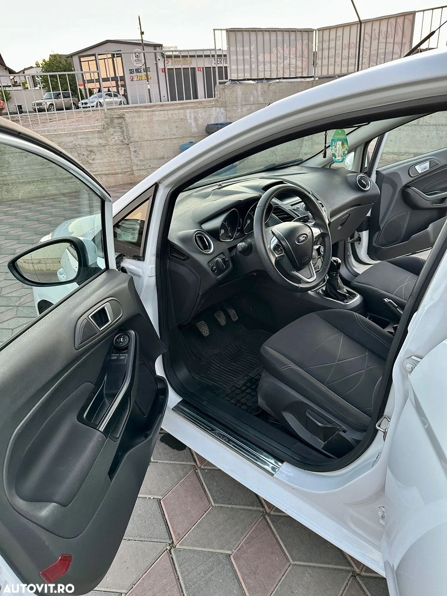Ford Fiesta 1.0 Start Stop Titanium - 13