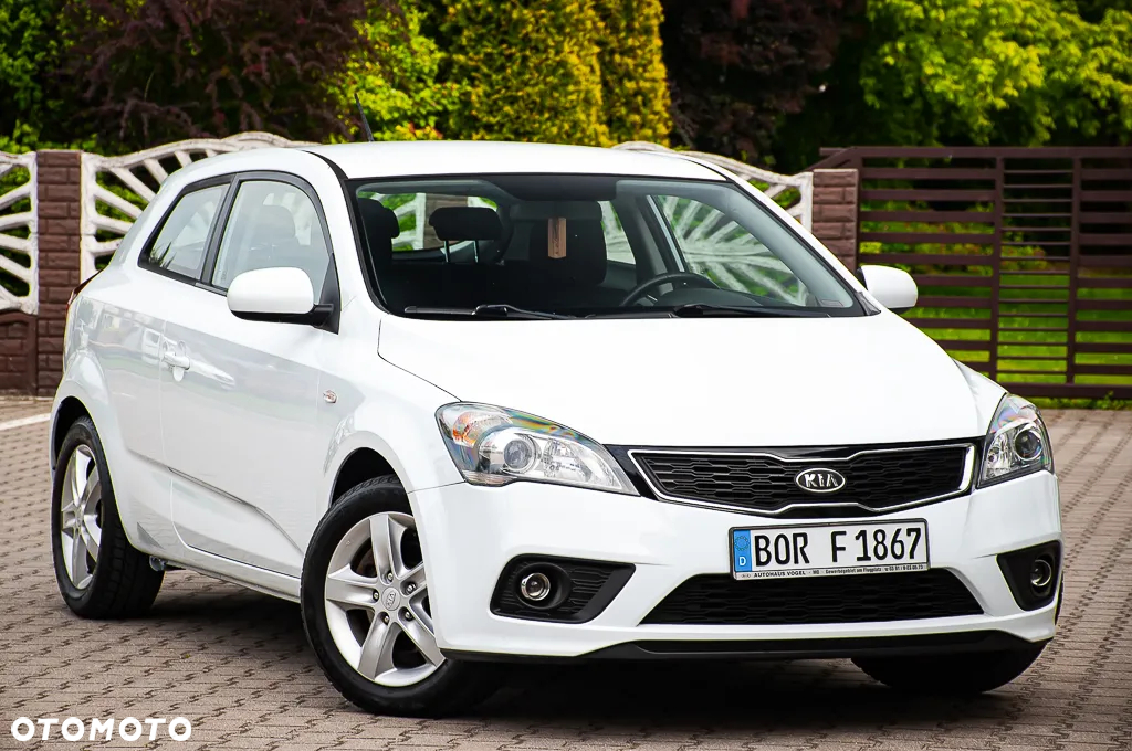 Kia ProCeed pro Ceed 1.4 CVVT Dream-Team Edition - 8