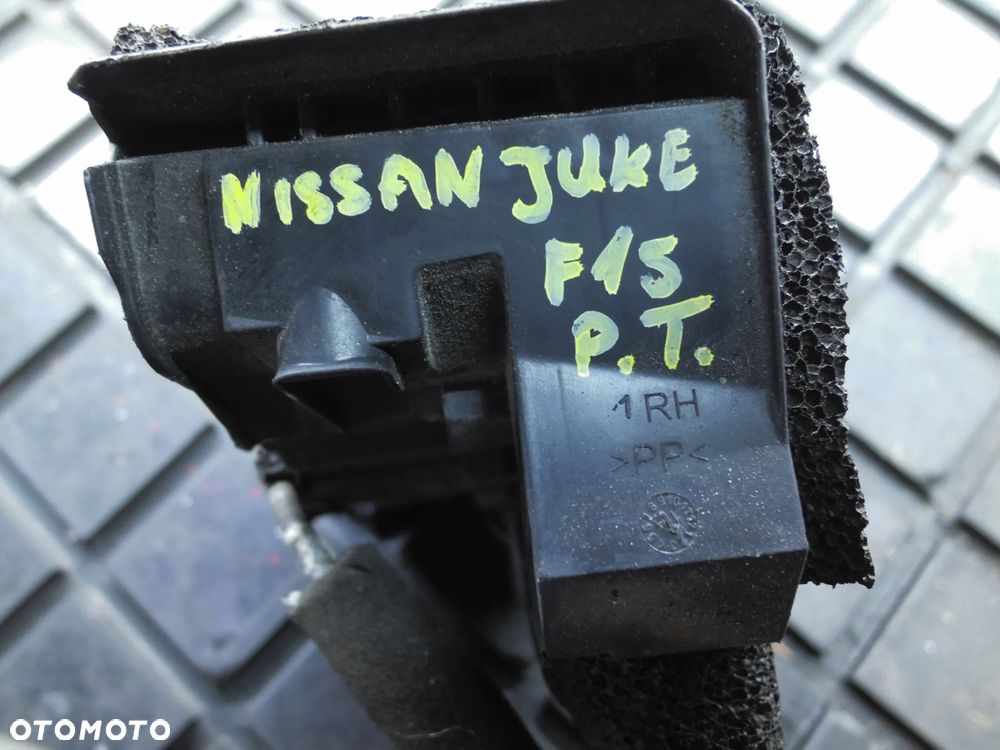 NISSAN JUKE F15 ZAMEK DRZWI PRAWY TYŁ - 2