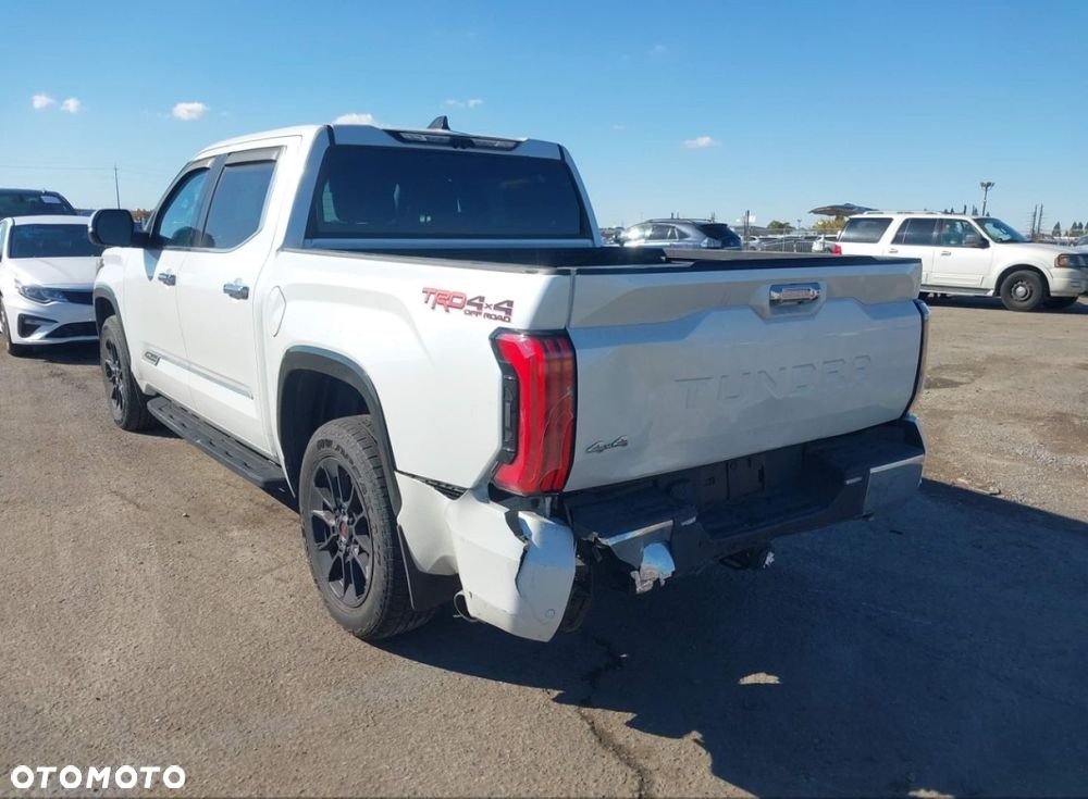 Toyota Tundra - 6