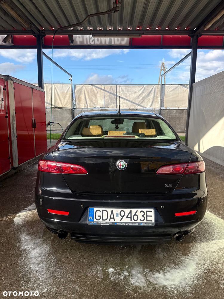Alfa Romeo 159 3.2JTS Q4 ti - 8