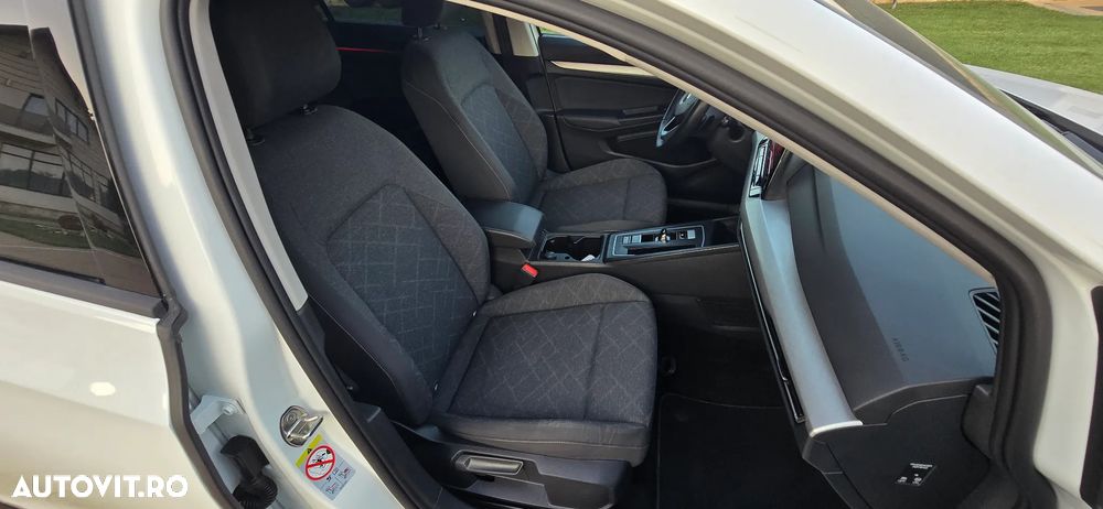 Volkswagen Golf 2.0 TDI SCR DSG Life - 25