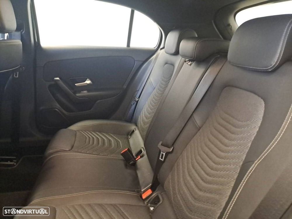 Mercedes-Benz A 180 d - 10