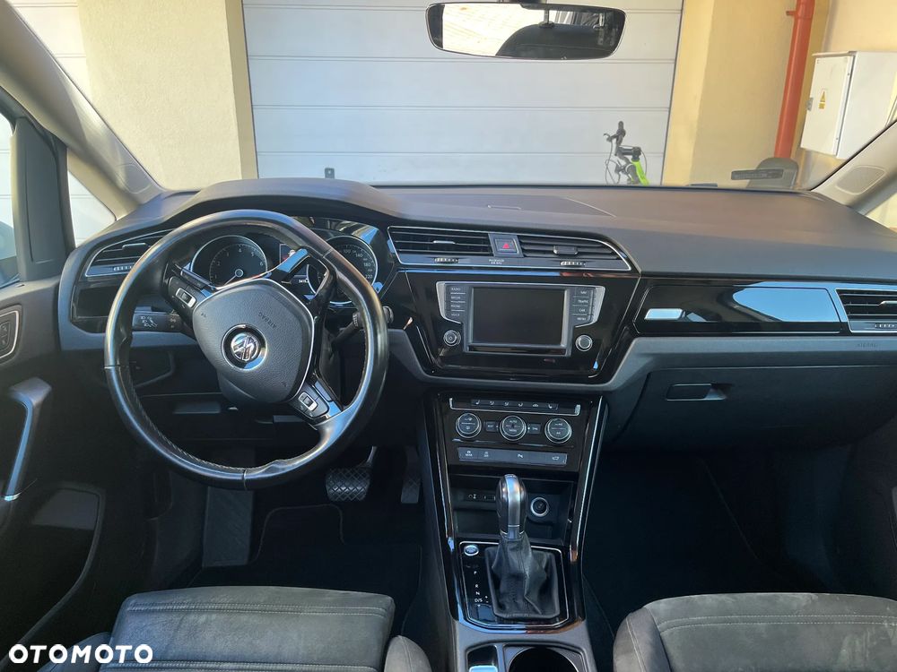 Volkswagen Touran 1.4 TSI BMT Highline DSG - 6
