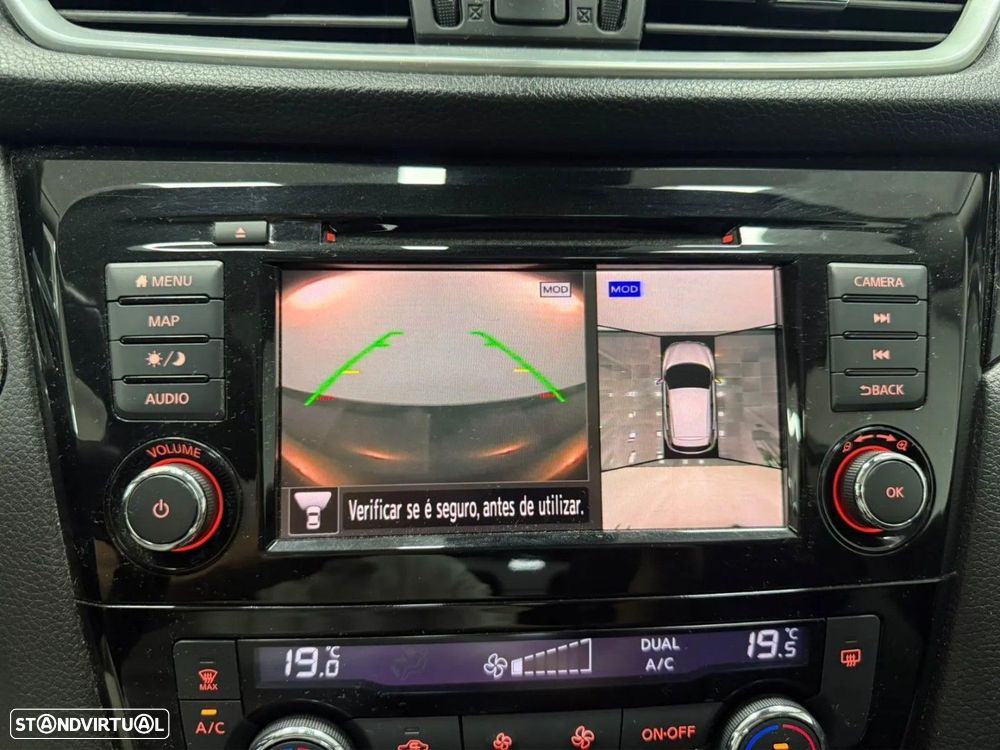 Nissan Qashqai 1.5 dCi N-Connecta - 14