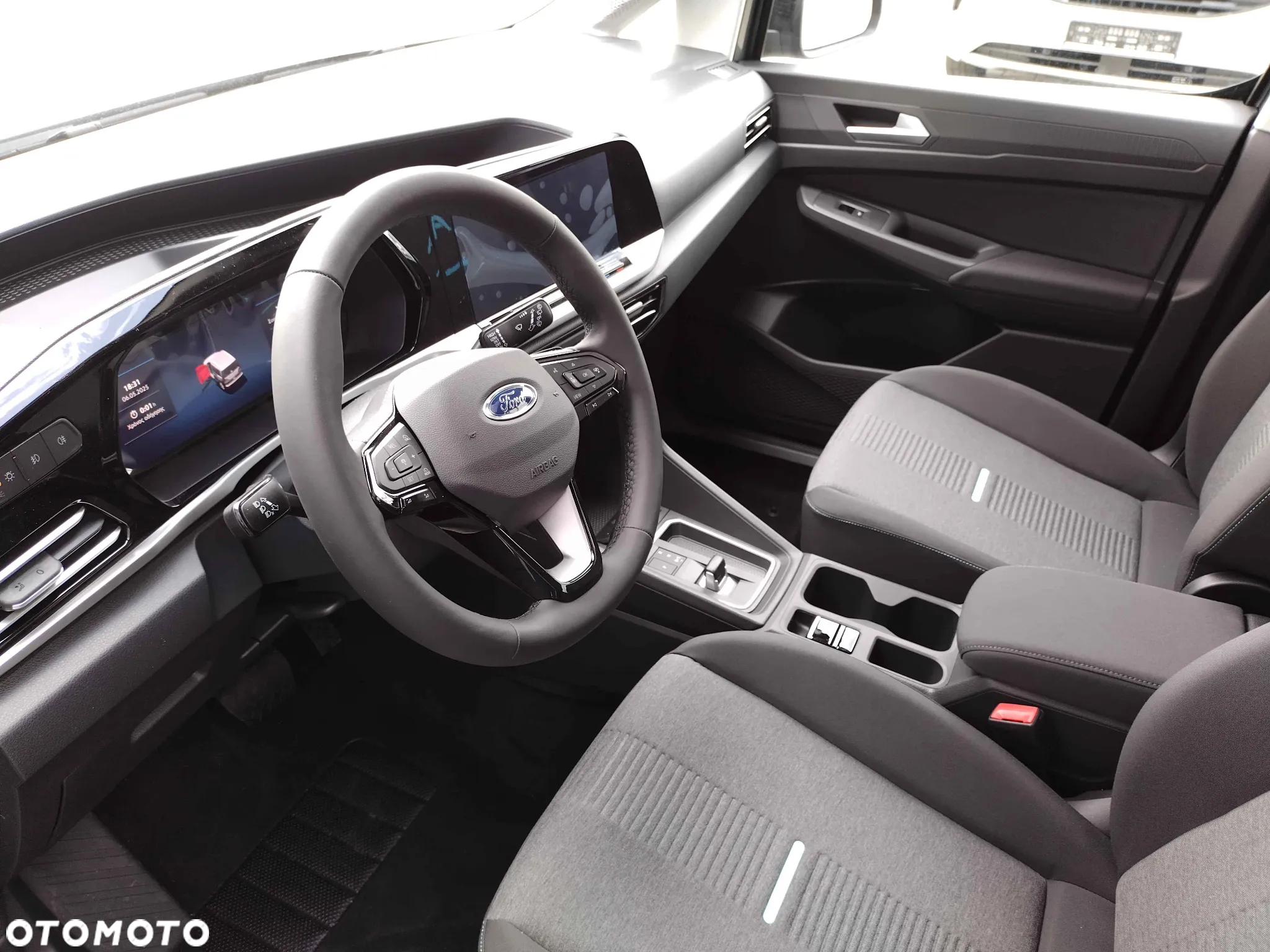 Ford Tourneo Connect Grand - 6