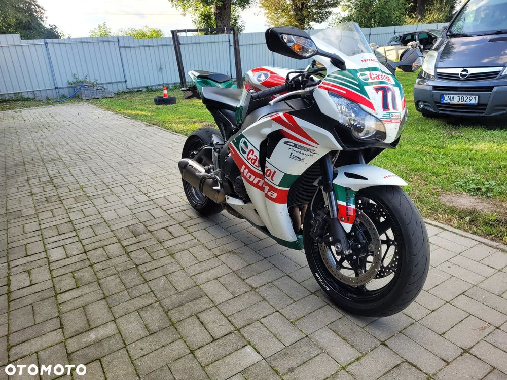 Honda CBR - 6