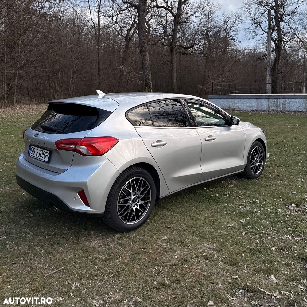 Ford Focus 1.0 EcoBoost Titanium - 5