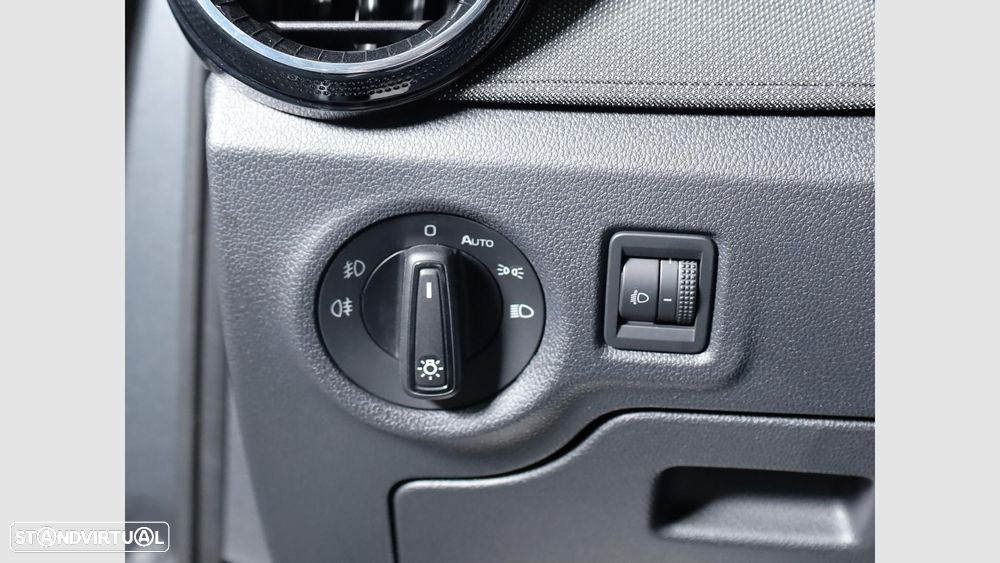 Skoda Fabia 1.0 TSI Selection DSG - 9