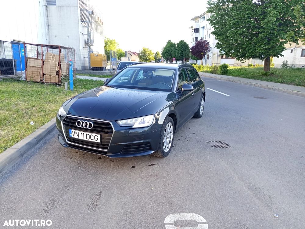 Audi A4 40 TDI S tronic - 2