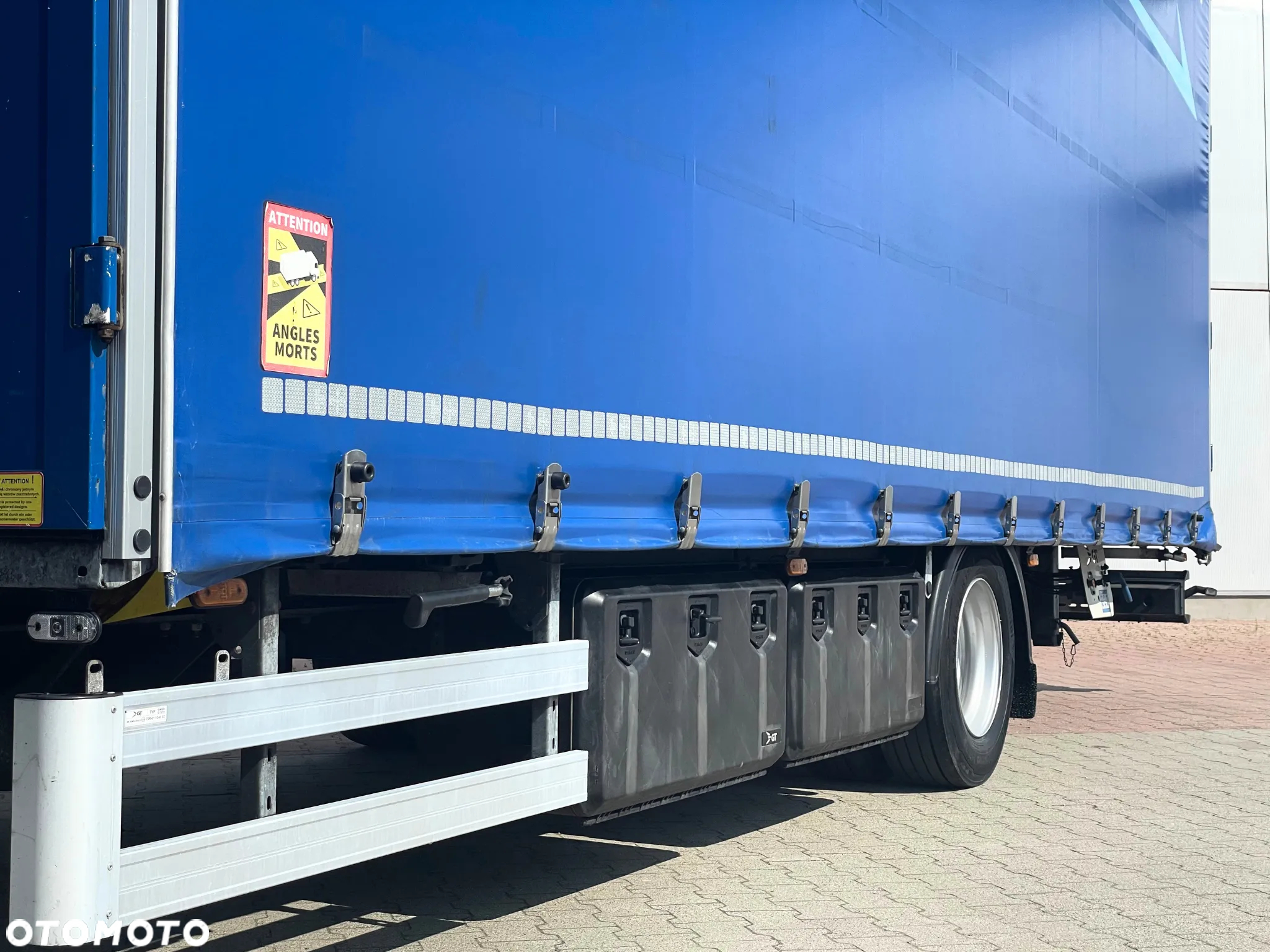 Mercedes-Benz ACTROS F 1836 / ZESTAW TANDEM 120 M3 / PRZEJAZDOWY / 7,75 M + 7,75 M / SALON PL - 14